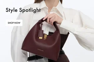 The Chance Bucket Bag In Burgundy