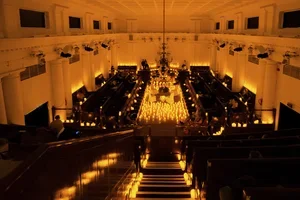 🎖️ De iconische plekken van Singapore worden het podium voor Candlelight