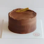 Rich Mud Fudge Chocolate Cake