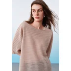 Semi-Transparent Slub Yarn Stripe Round Neck Sweater